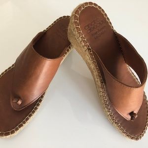 Andre Assous NEW Alyssa Wedge Sandal